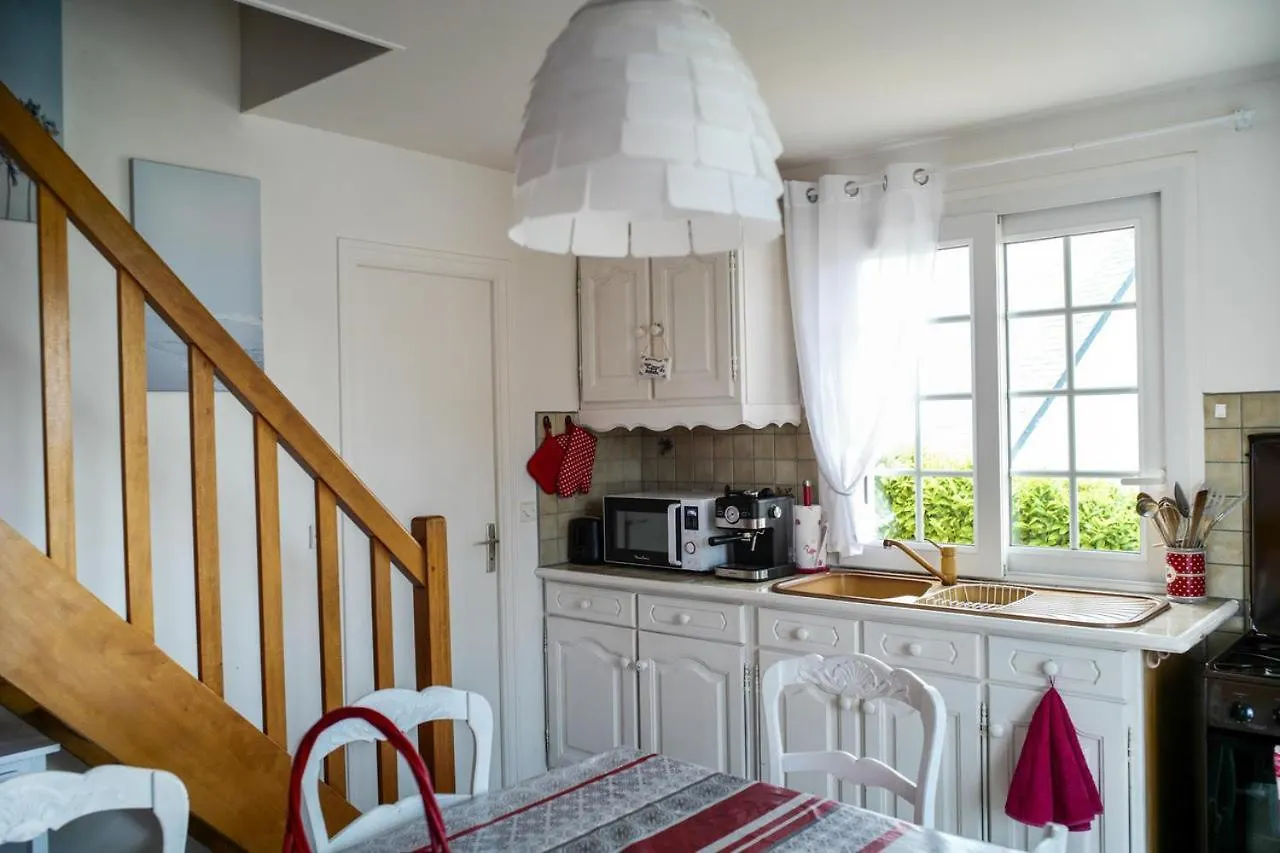 La Presquilienne Villa Roscanvel 0*,